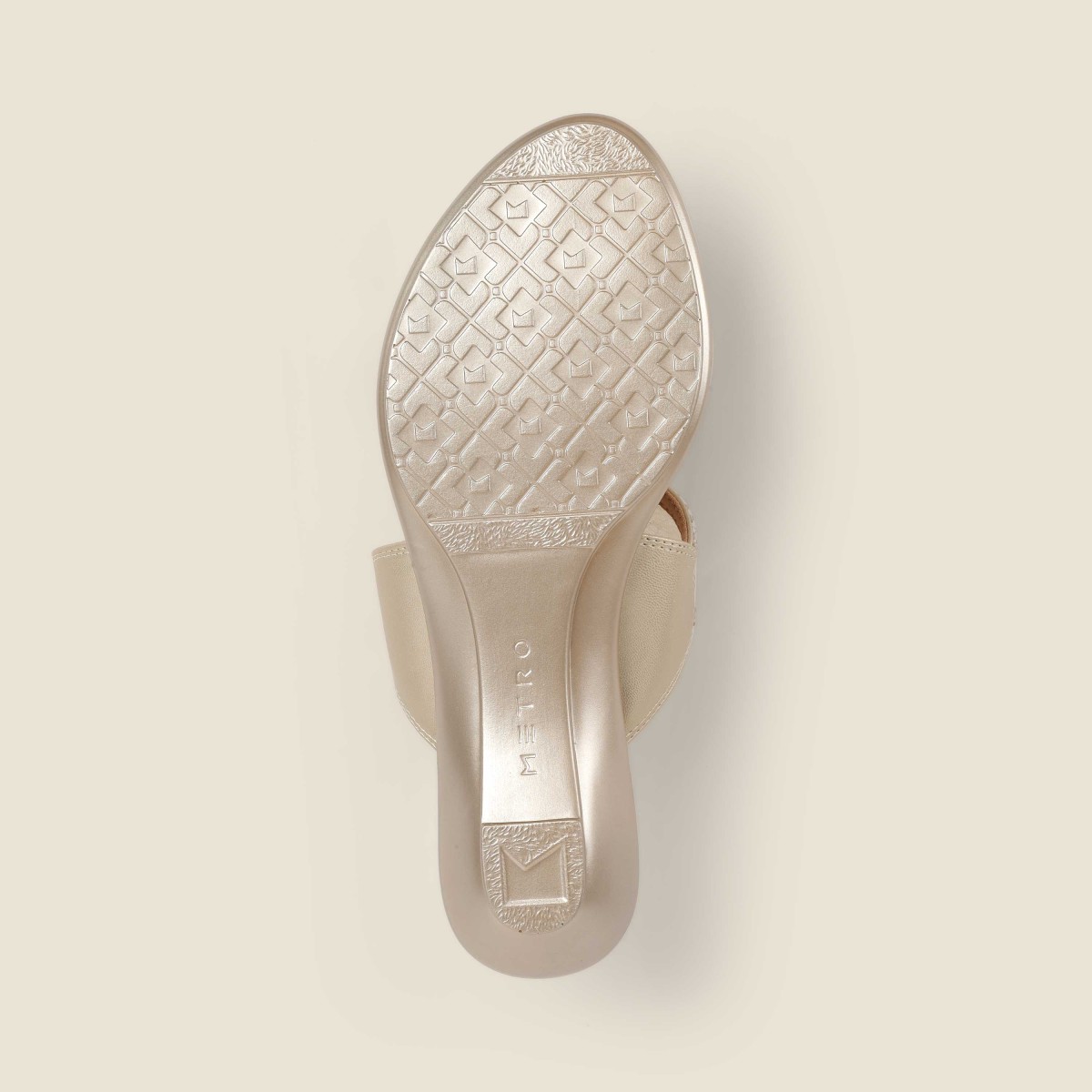 Women Black Ethnic Kolhapuris - Image 6