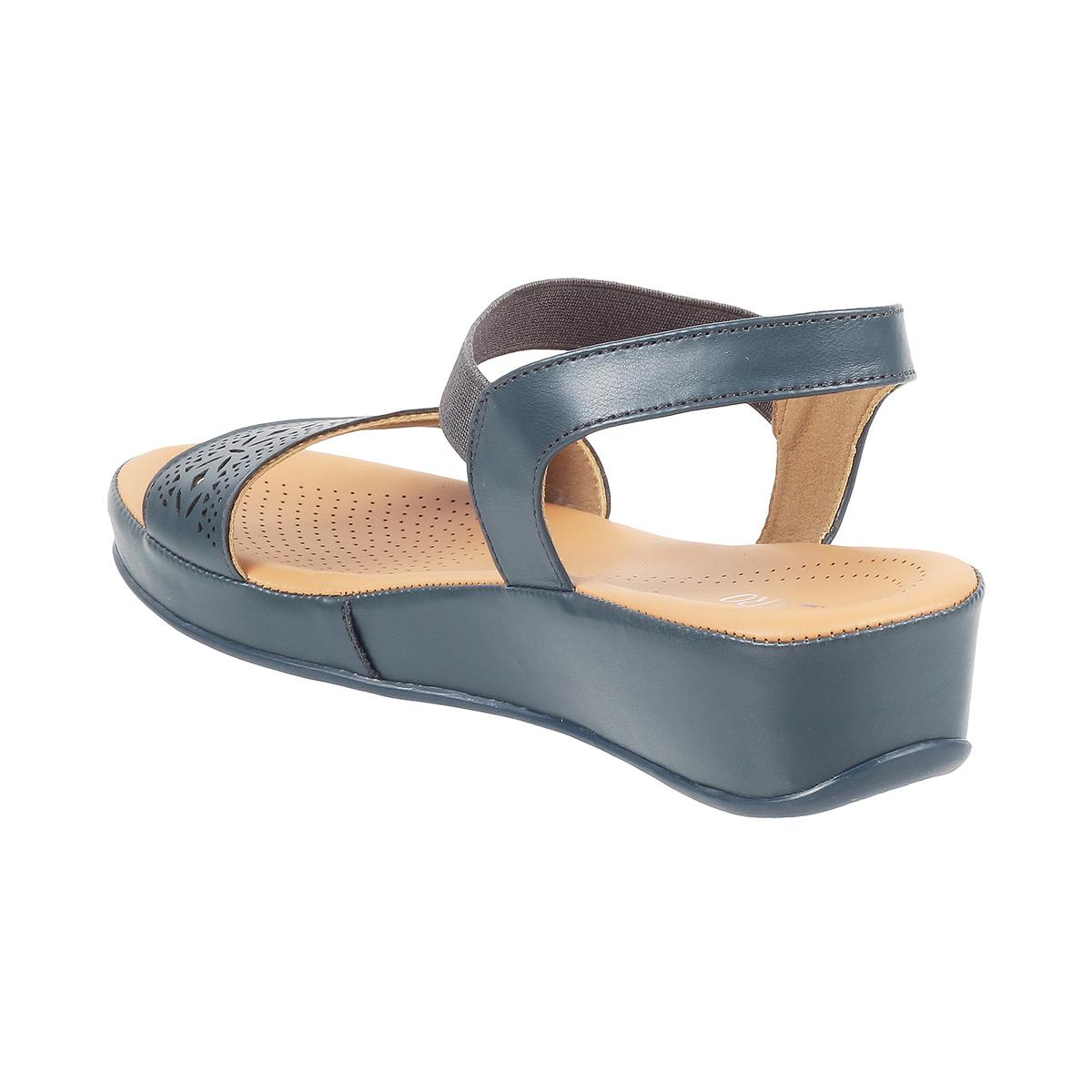 Women Pink Casual Slippers - Image 12